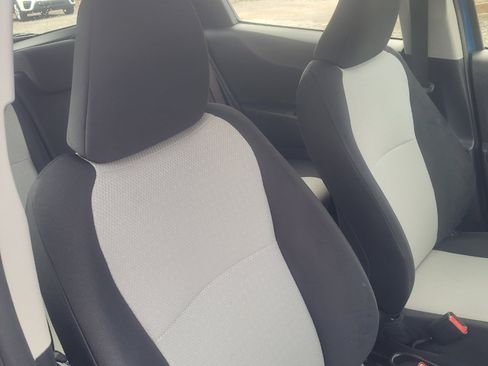 Used 2014 Toyota Yaris LE image 22