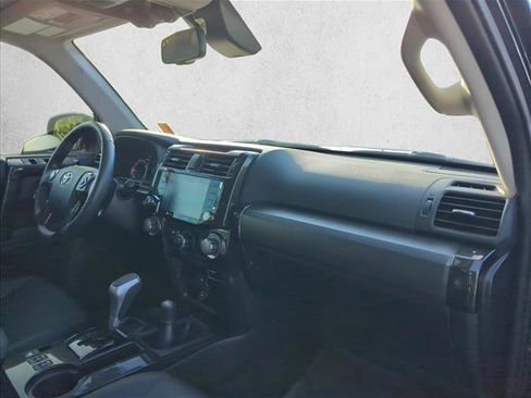 Used 2023 Toyota 4Runner TRD Off-Road Premium w/ Moonroof Package AWD/4WD image 25