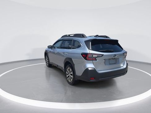 Certified 2025 Subaru Outback Premium AWD/4WD image 6