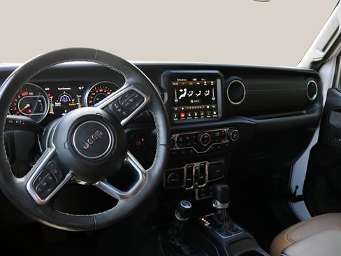 Used 2023 Jeep Wrangler Unlimited Sahara w/ LED Lighting Group AWD/4WD image 14