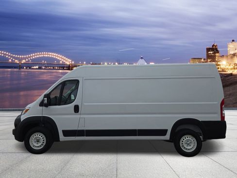 Used 2025 RAM ProMaster 2500 w/ Storage Group image 2