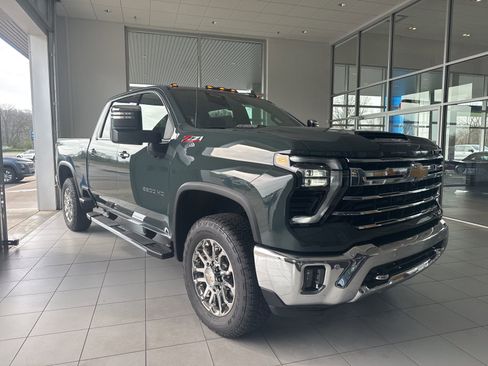 New 2026 Chevrolet Silverado 2500 LTZ w/ LTZ Convenience Package image 3