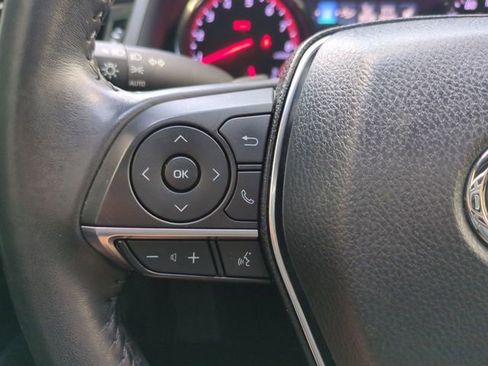 Used 2019 Toyota Camry XSE FWD image 29