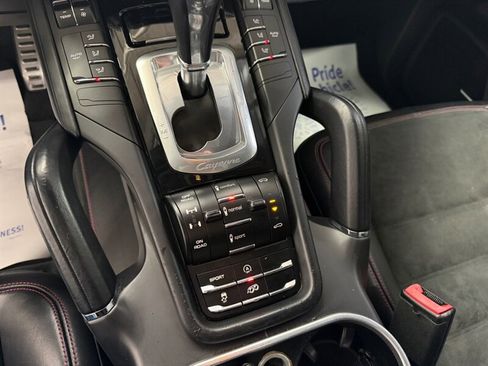 Used 2014 Porsche Cayenne GTS image 25
