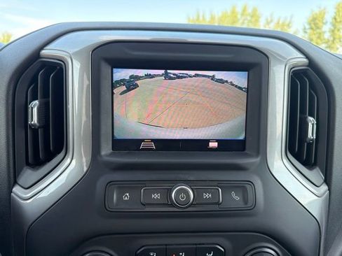 Used 2020 Chevrolet Silverado 1500 Custom w/ Custom Value Package AWD/4WD image 40
