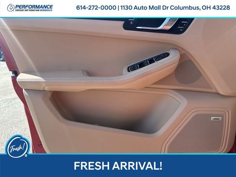 Used 2022 Porsche Macan GTS image 11