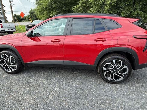 New 2026 Chevrolet Trax RS w/ Driver Confidence Package FWD image 11