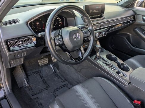 Used 2025 Honda Civic Sport image 14