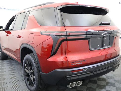 New 2026 Chevrolet Traverse LT w/ Midnight/Sport Edition image 9