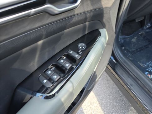 Used 2023 Kia Sportage X-Line w/ X-Line Premium Package image 20