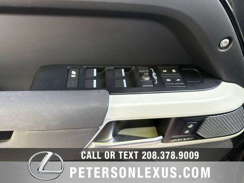 Used 2023 Land Rover Defender 110 S AWD/4WD image 23