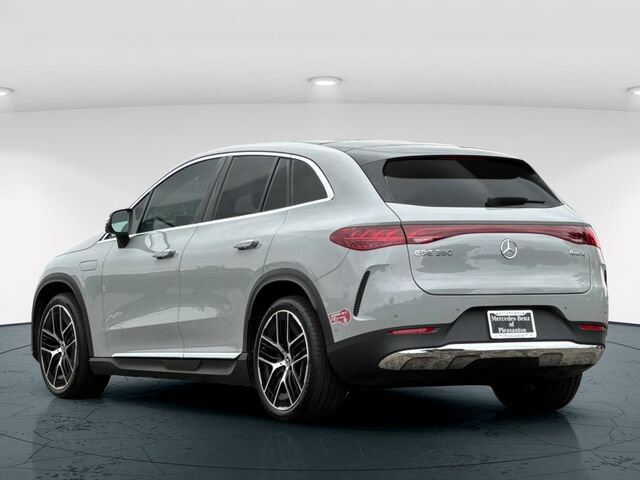 Certified 2023 Mercedes-Benz EQE 350+ 4MATIC SUV image 4