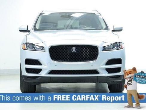 Used 2020 Jaguar F-PACE Premium AWD/4WD image 2