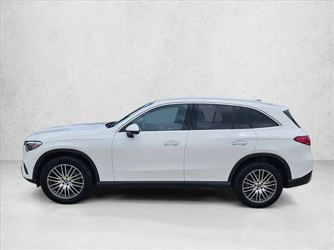 Certified 2026 Mercedes-Benz GLC 300 image 8