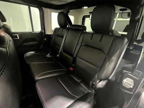 Used 2022 Jeep Wrangler Unlimited Sahara w/ Cold Weather Group image 23