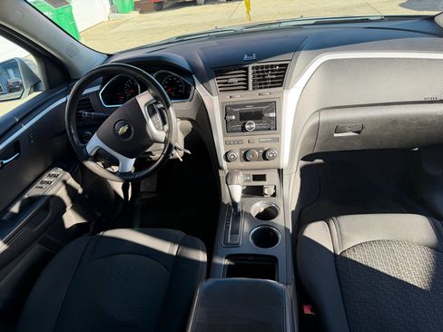Used 2011 Chevrolet Traverse LT w/ All-Star Package image 23