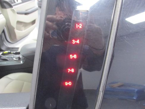 Used 2019 Ford Explorer XLT w/ Equipment Group 201A image 19