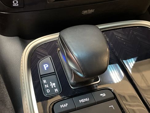 Used 2022 Lexus LS 500 w/ Interior Upgrade Package image 16