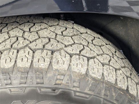 Certified 2024 Chevrolet Silverado 1500 LT image 10