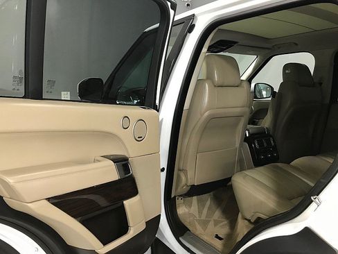 Used 2014 Land Rover Range Rover Supercharged AWD/4WD image 13