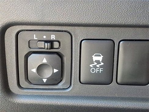 Used 2018 Mitsubishi Mirage ES image 22