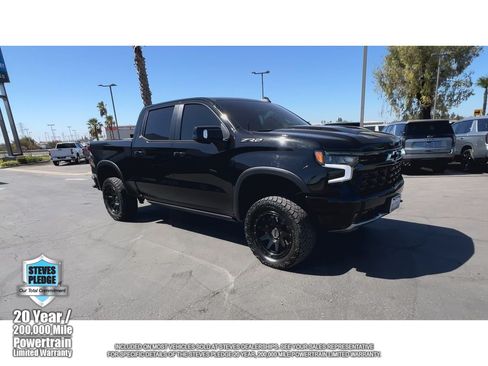 Used 2024 Chevrolet Silverado 1500 ZR2 w/ Technology Package AWD/4WD image 2