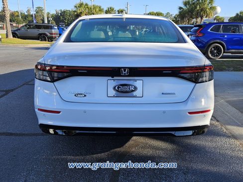 New 2025 Honda Accord EX-L image 4