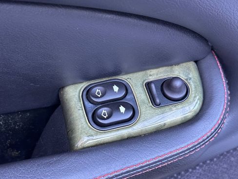 Used 2001 Jaguar XKR Supercharged Silverstone image 15