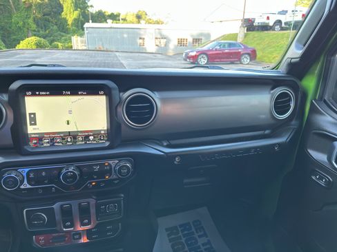 Used 2018 Jeep Wrangler Rubicon image 21