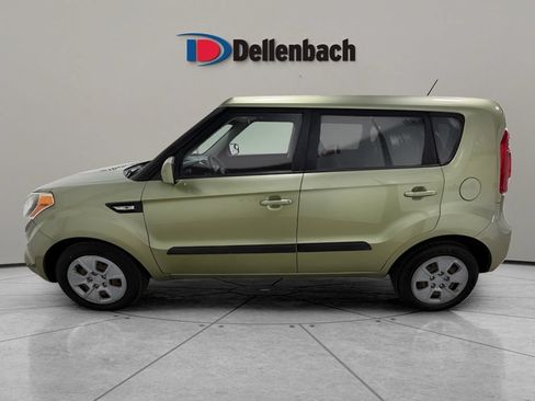Used 2012 Kia Soul FWD image 2