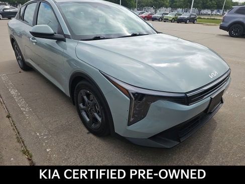 Certified 2025 Kia K4 LXS image 1
