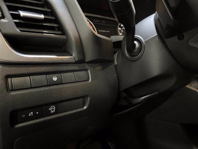 Used 2023 Nissan Rogue SV AWD/4WD image 16