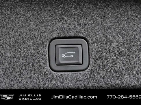 Used 2025 Cadillac Optiq Luxury 2 w/ LPO, Floor Liner Package AWD/4WD image 31