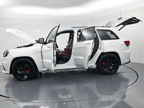 Used 2018 Jeep Grand Cherokee Trackhawk AWD/4WD image 77