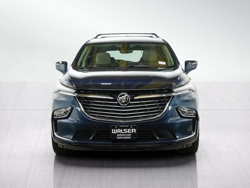 Used 2022 Buick Enclave Premium w/ Surround and Sites Package AWD/4WD image 8