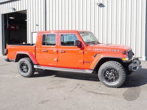 New 2025 Jeep Gladiator High Tide image 7