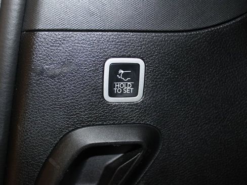 Used 2025 Jeep Wagoneer Series II image 36