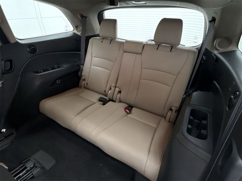 Used 2016 Honda Pilot Touring image 44