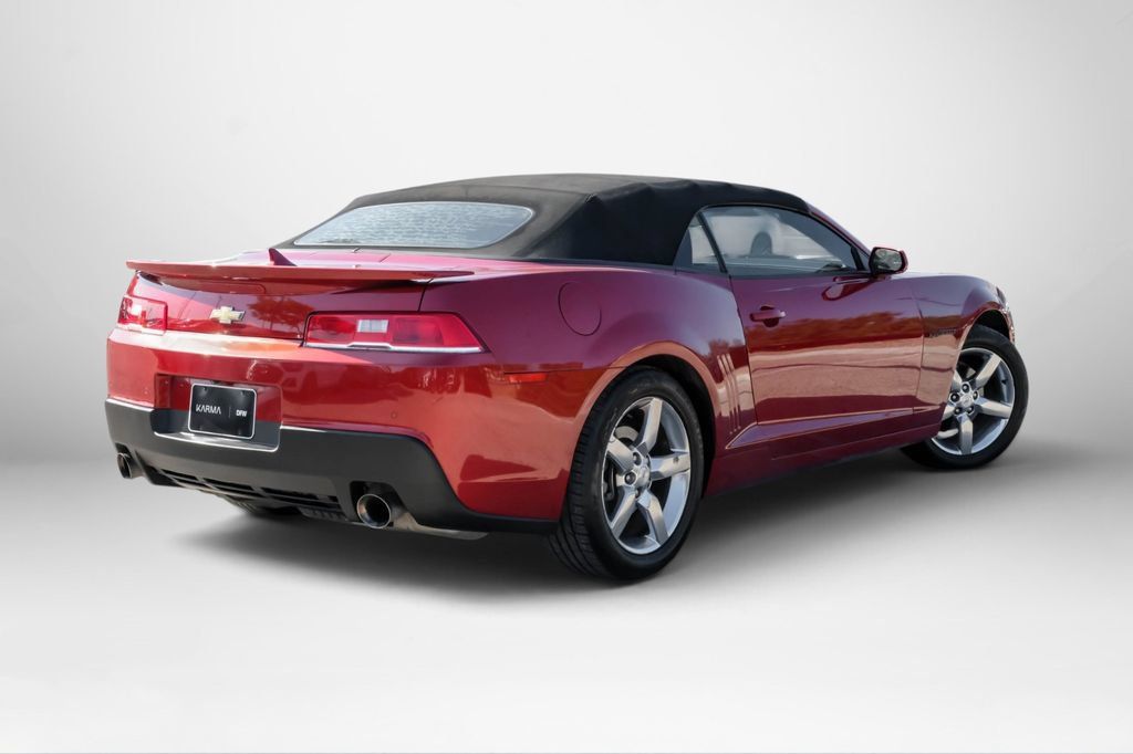 Used 2015 Chevrolet Camaro LT RWD image 11