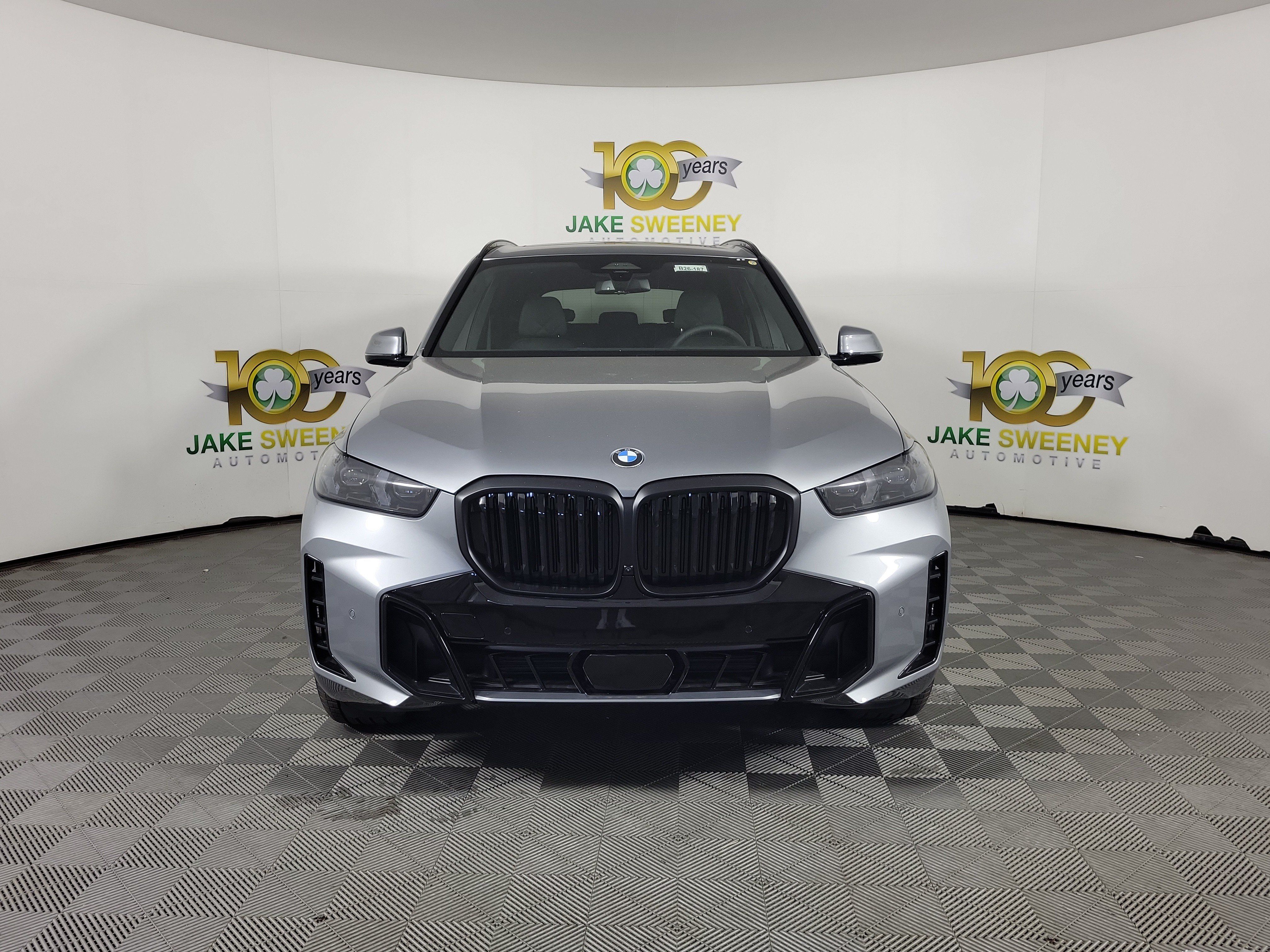 Certified 2026 BMW X5 xDrive40i w/ M Sport Package AWD/4WD image 2
