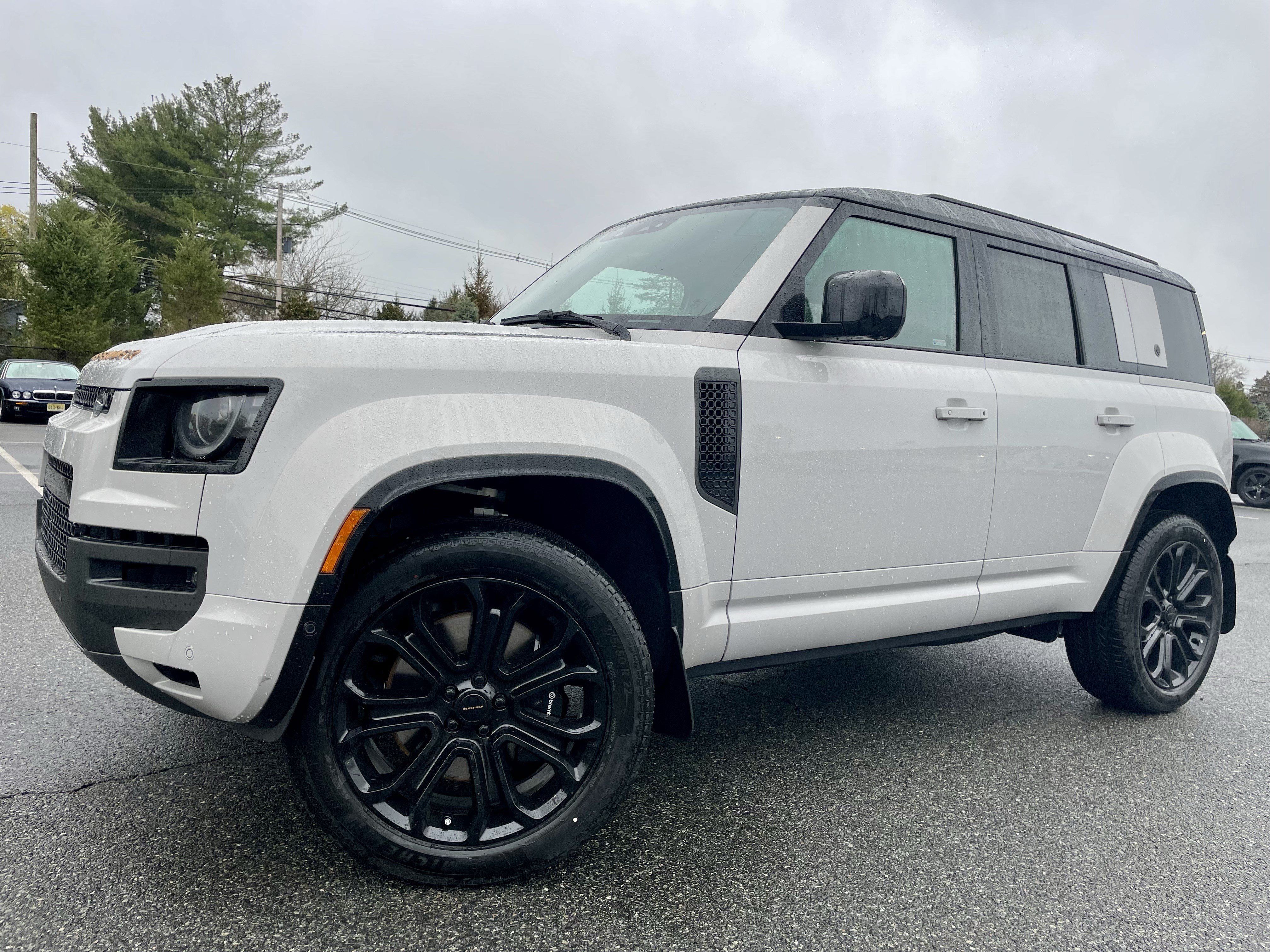 New 2026 Land Rover Defender 110 OCTA AWD/4WD image 36