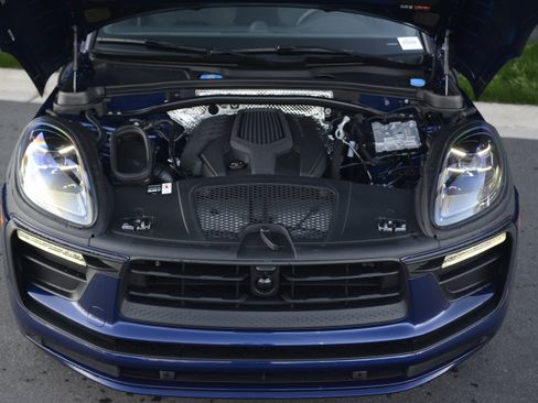 Used 2026 Porsche Macan image 37