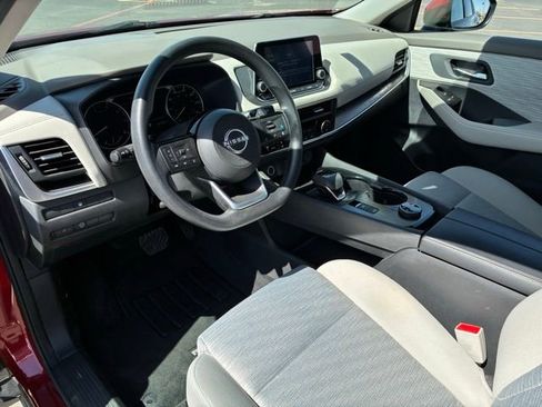 Certified 2023 Nissan Rogue SV image 10