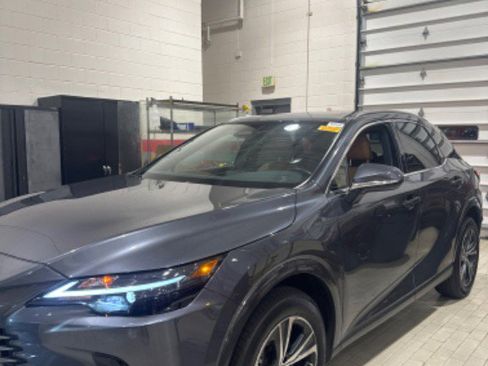 Used 2024 Lexus RX 350 Premium w/ Accessory Package (Z1) image 39