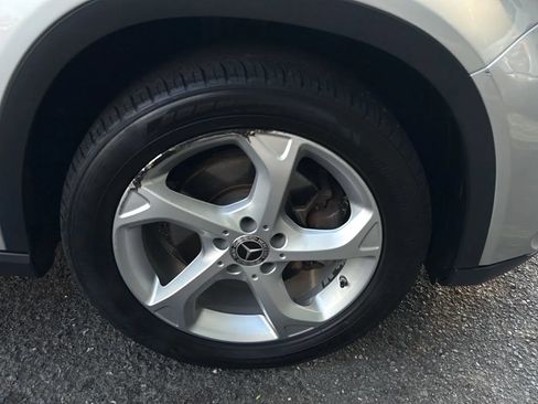 Used 2018 Mercedes-Benz GLA 250 4MATIC image 12