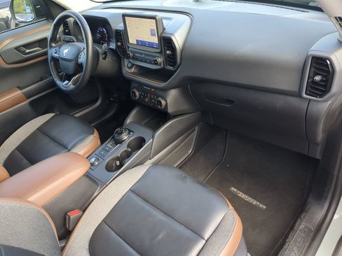 Used 2023 Ford Bronco Sport Outer Banks w/ Tech Package AWD/4WD image 11