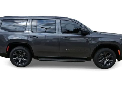 New 2026 Jeep Grand Wagoneer Limited AWD/4WD image 9