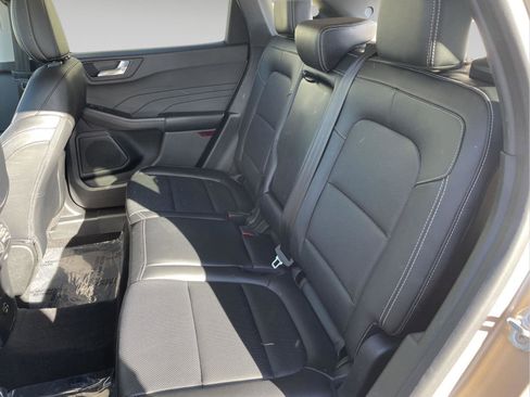 Used 2021 Ford Escape Titanium w/ Class II Trailer Tow Package image 25