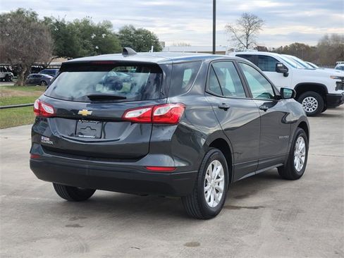 Used 2020 Chevrolet Equinox LS image 5