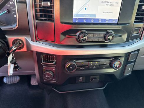 Used 2023 Ford F150 XLT w/ XTR Package image 31